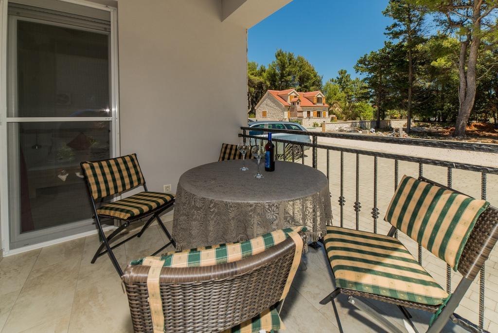 Apartments Boras Vir Exterior foto