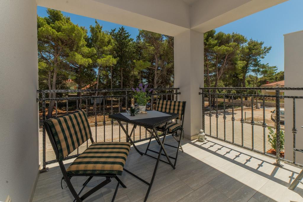 Apartments Boras Vir Exterior foto